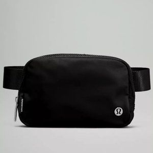 Everywhere Belt Bag 1L
